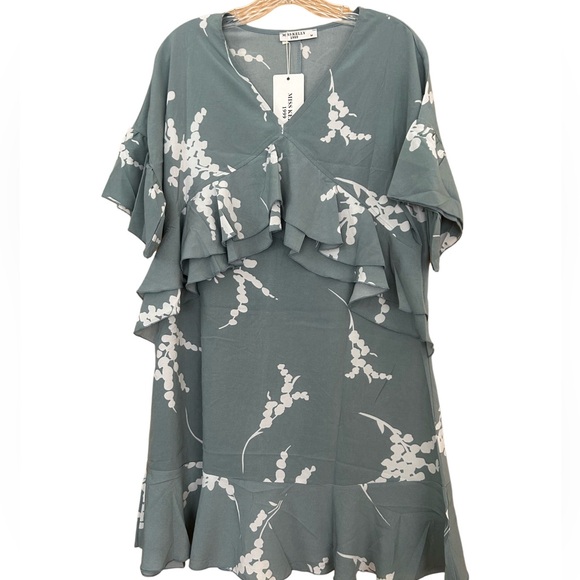 New Floral Lightweight Relaxed Fit Spring Summer Dress With Ruffle Detail - Picture 3 of 5